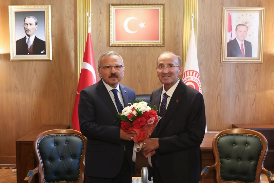 TBMM Başkanvekilliğinde Devir Teslim: Görev Yusuf Beyazıt’a Geçti