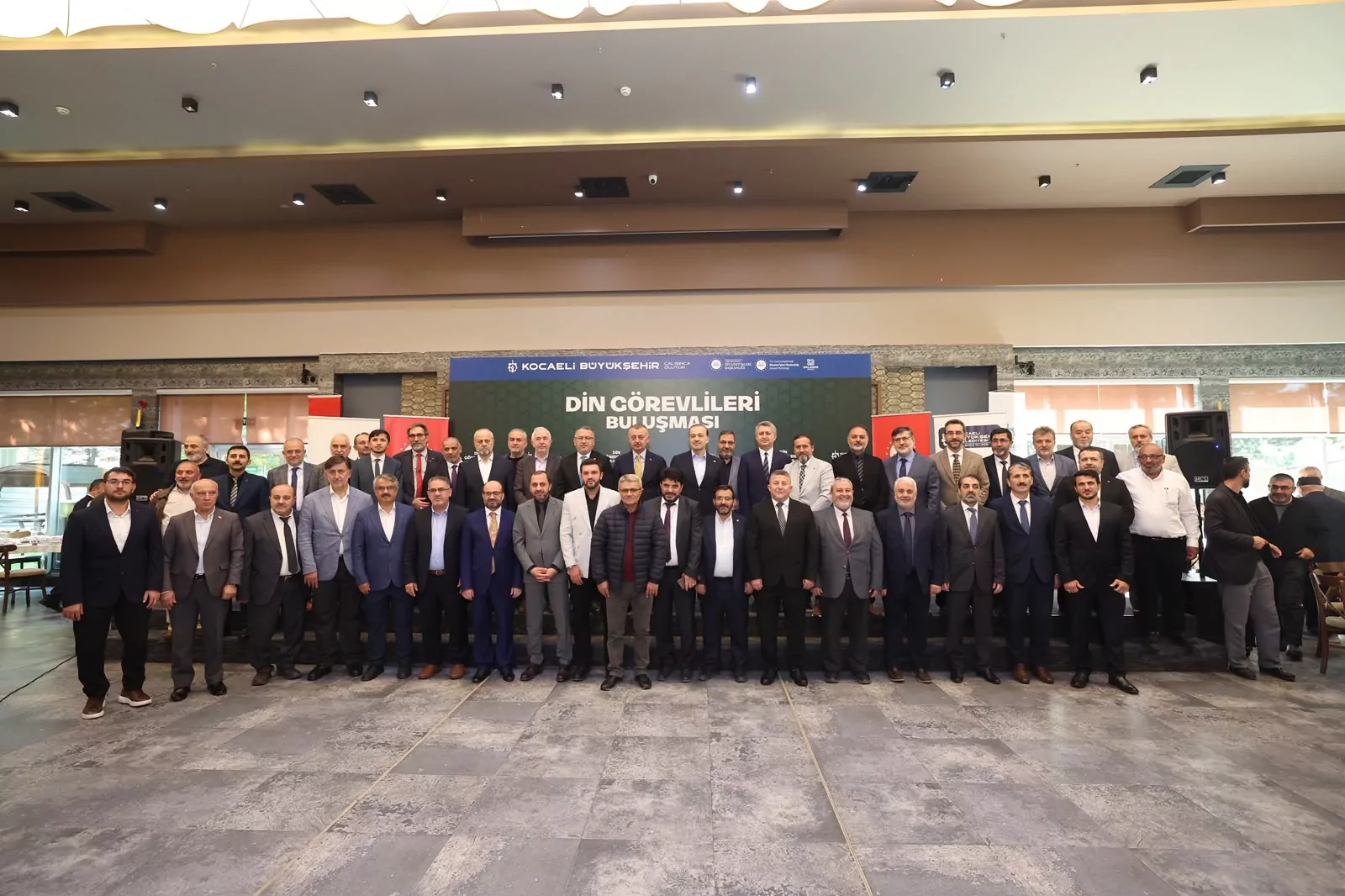 Başkan Büyükakın, Kocaeli’de Din Görevlileriyle Bir Araya Geldi