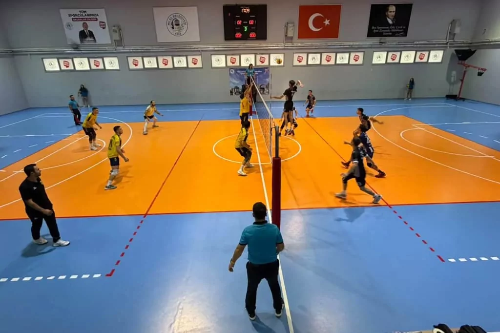 Yenişehir Belediyespor Erkek Voleybolda Sezona İki Galibiyetle Başladı