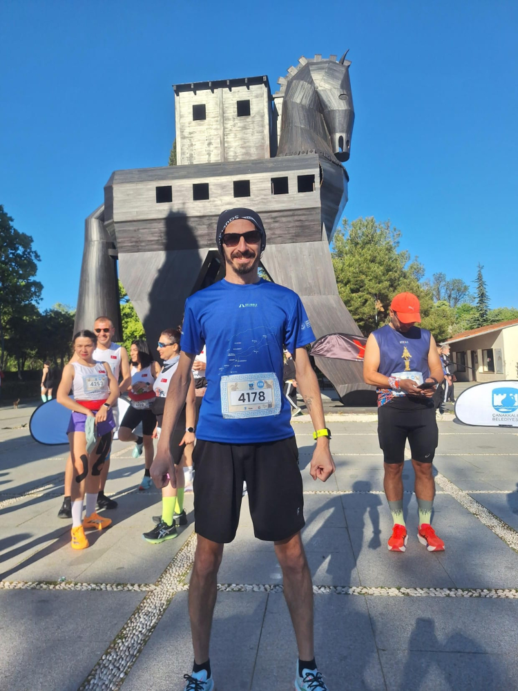 Keşanlı Atletlerden Troya Maratonu’nda Başarı