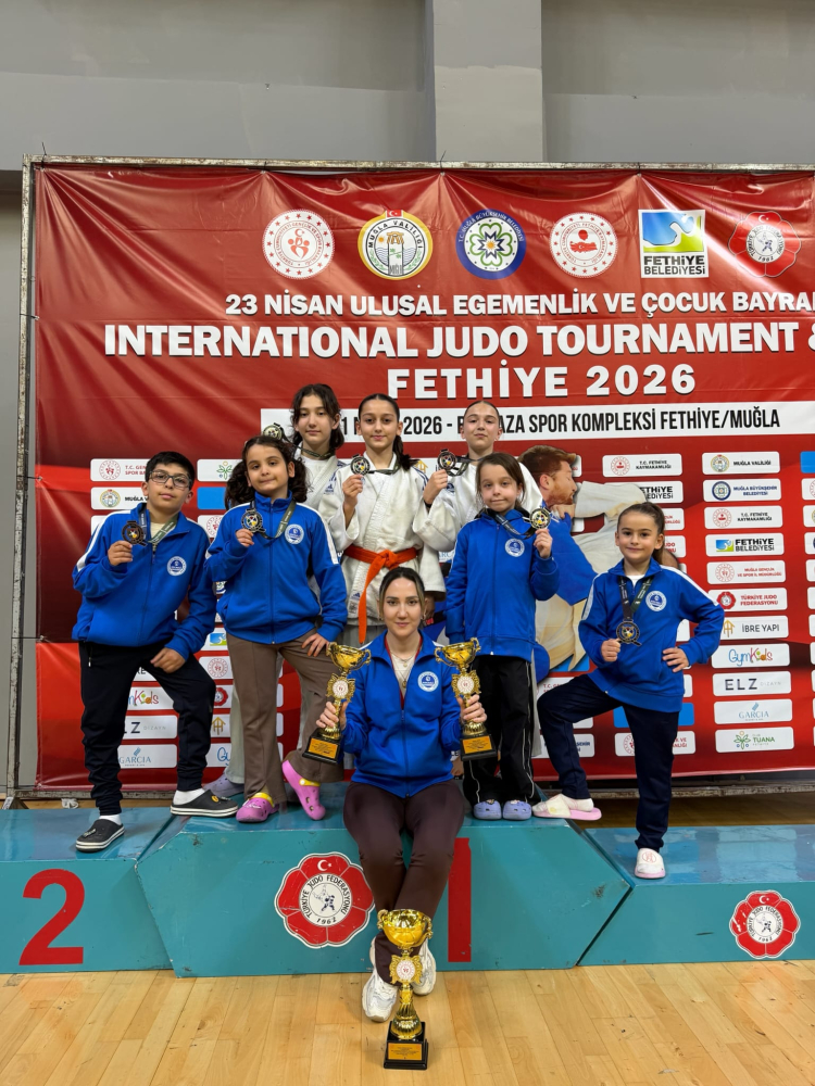 Kağıtspor 48 Branşta Türkiye’ye Örnek Olmaya Devam Ediyor